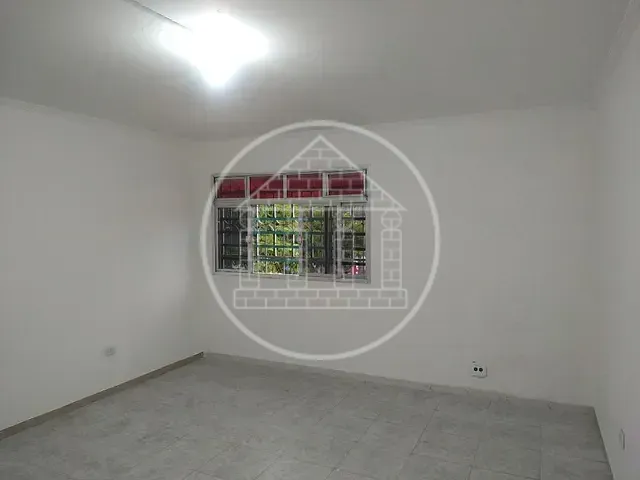Sala com 20m², para alugar, no bairro Cidade Dutra em São Paulo