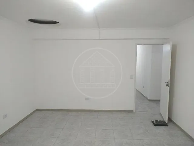 Sala com 20m², para alugar, no bairro Cidade Dutra em São Paulo