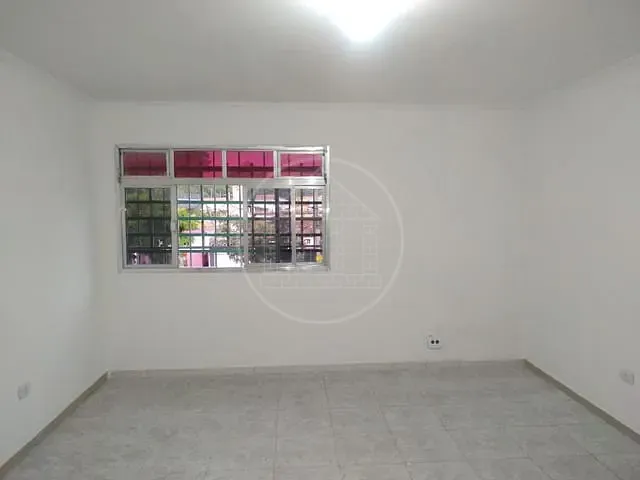Sala com 20m², para alugar, no bairro Cidade Dutra em São Paulo