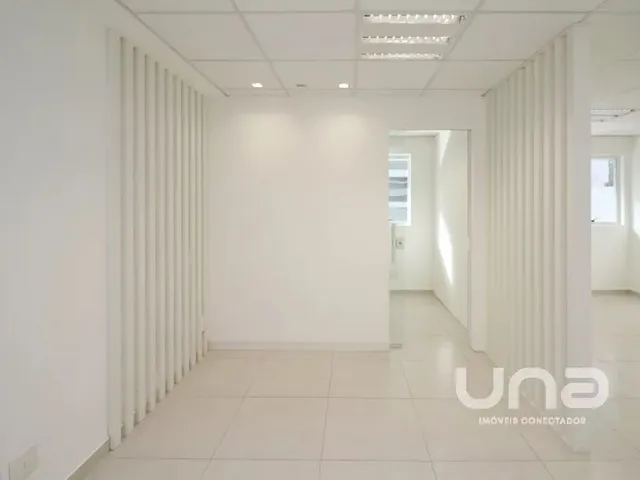 Sala à venda, no bairro Centro Cívico em Curitiba