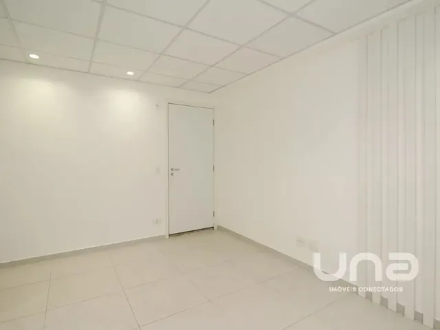Sala à venda, no bairro Centro Cívico em Curitiba