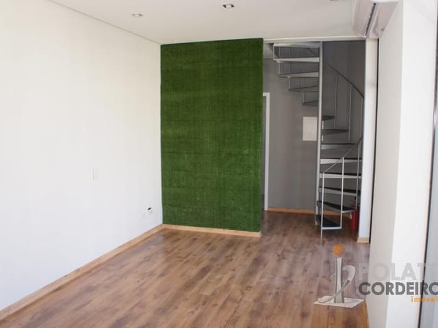 Sala para alugar, no bairro Bacacheri em Curitiba