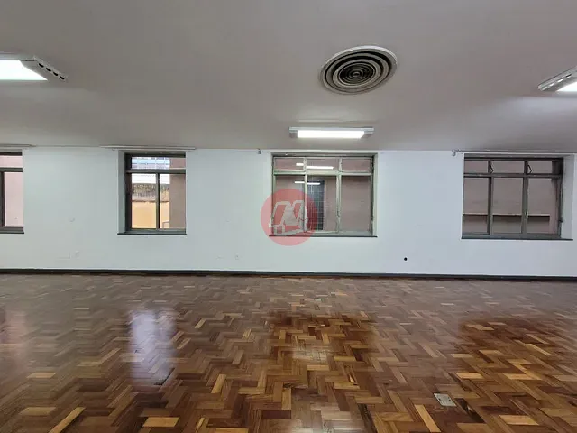 Sala com 500m², para alugar, no bairro Centro Histórico em Porto Alegre