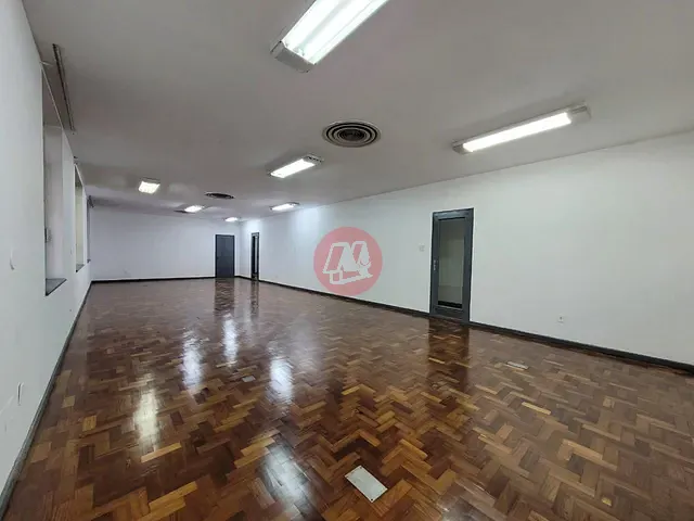 Sala com 500m², para alugar, no bairro Centro Histórico em Porto Alegre