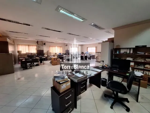 Sala com 195m², para alugar, no bairro Centro em Ponta Grossa