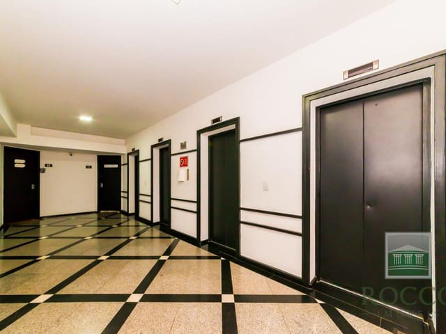Sala à venda, no bairro Centro em Curitiba