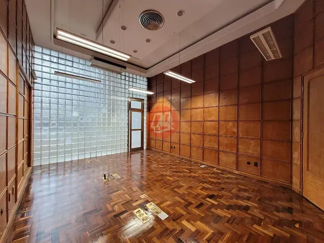Sala com 1499m², para alugar, no bairro Centro Histórico em Porto Alegre
