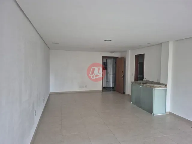 Sala com 43m², à venda, no bairro Petrópolis em Porto Alegre