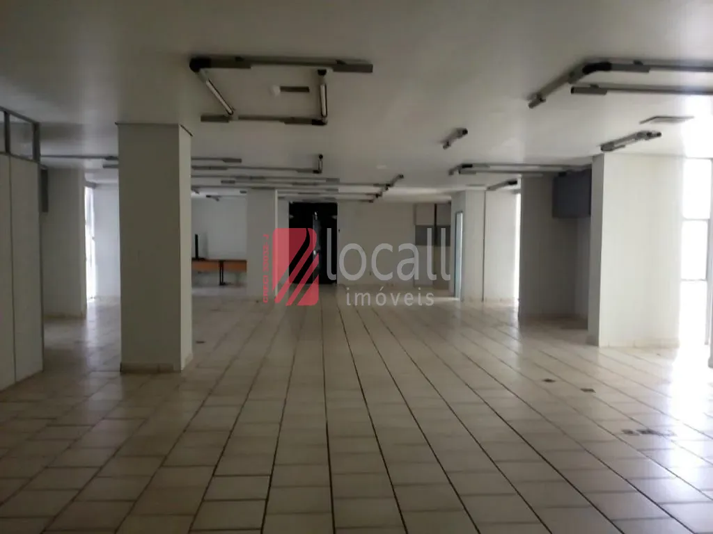 Conjunto Comercial / Sala  à venda e aluguel, 245m² — foto 2 de 7