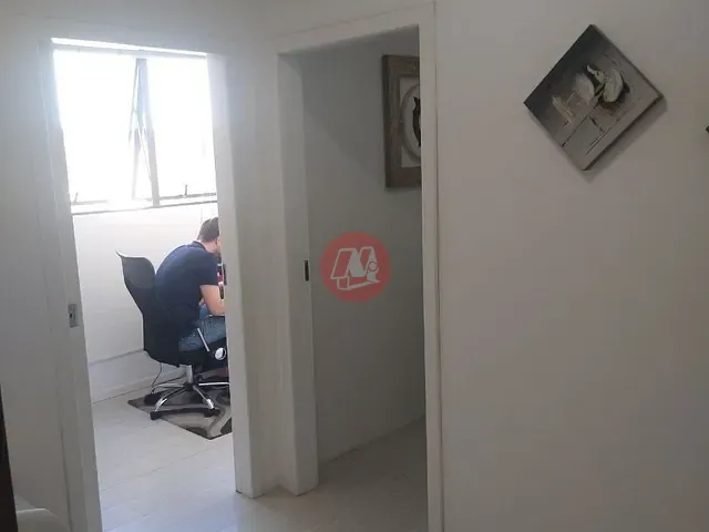 Sala com 42m², à venda, no bairro Moinhos de Vento em Porto Alegre