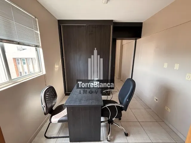 Sala com 28m², para alugar, no bairro Centro em Ponta Grossa