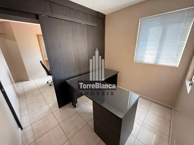 Sala com 28m², para alugar, no bairro Centro em Ponta Grossa