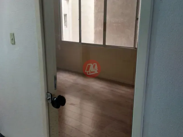 Sala à venda, no bairro Centro Histórico em Porto Alegre