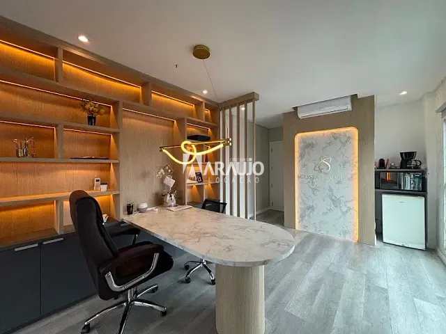 Sala para alugar, no bairro Centro em Itajaí