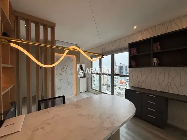 Sala para alugar, no bairro Centro em Itajaí