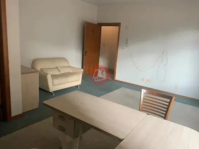 Sala com 46m², à venda ou para alugar, no bairro Rio Branco em Porto Alegre