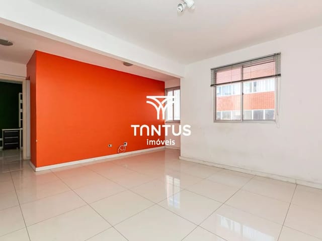 Sala à venda, no bairro Centro em Curitiba