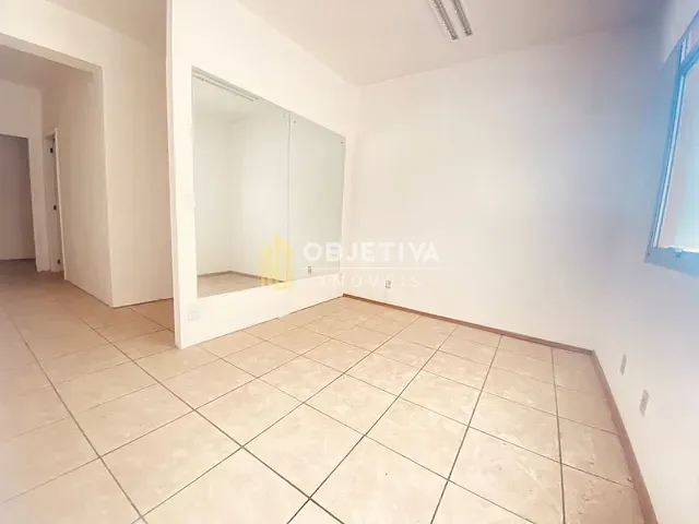 Sala com 55m², à venda ou para alugar, no bairro Centro em Novo Hamburgo