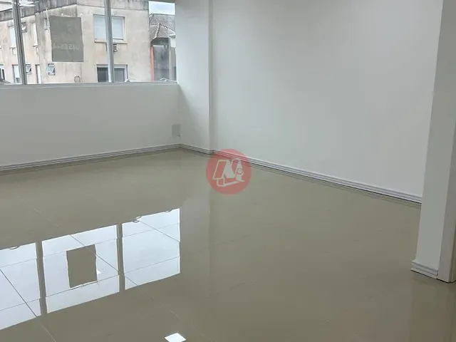 Sala à venda, no bairro Bom Fim em Porto Alegre