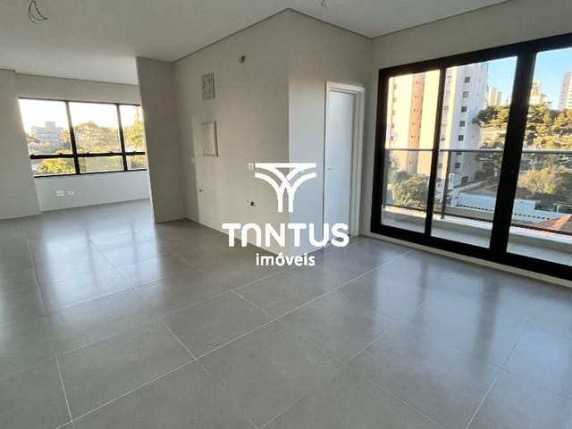 Sala para alugar, no bairro Água Verde em Curitiba