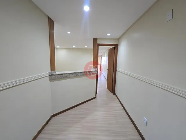 Sala com 101m², para alugar, no bairro Mont Serrat em Porto Alegre