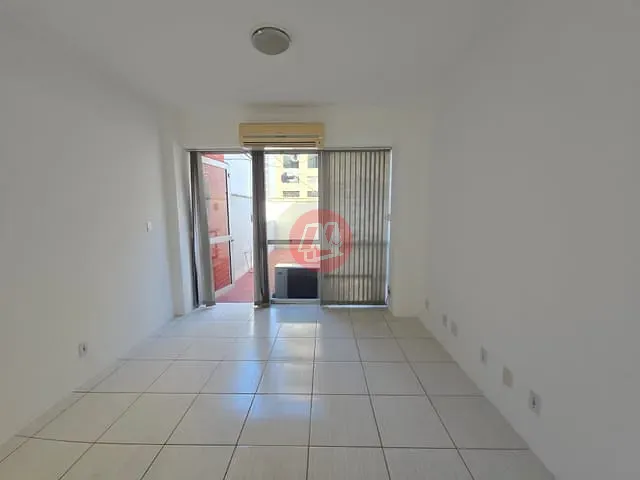 Sala com 56m², para alugar, no bairro Rio Branco em Porto Alegre