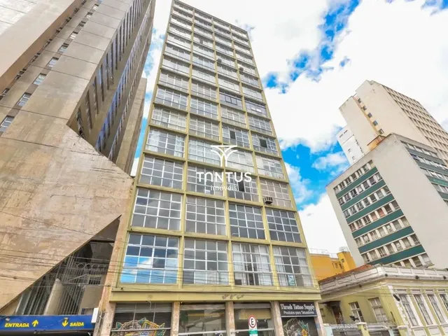 Sala à venda, no bairro Centro em Curitiba
