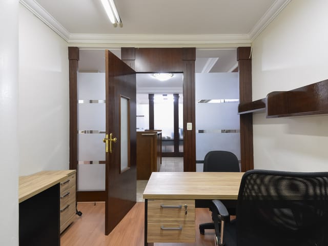 Sala com 126m², à venda, no bairro República em São Paulo