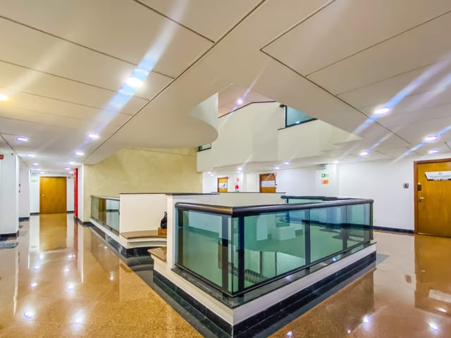 Sala com 38m², à venda, no bairro Moema em São Paulo
