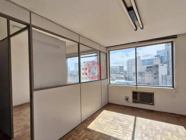 Sala com 72m², à venda, no bairro Centro Histórico em Porto Alegre