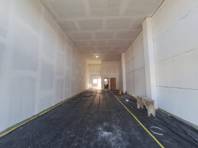 Sala Comercial para locação, 102 m², Estacionamento Rotativo, 2 banheiros - Contorno, Ponta Grossa.