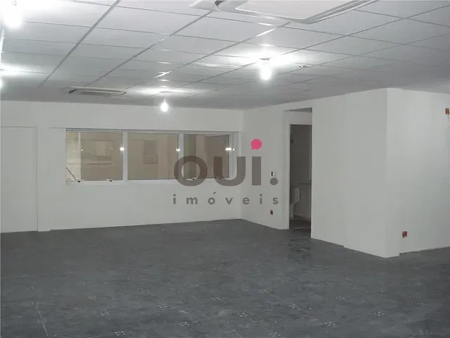 Sala para alugar, no bairro Itaim Bibi em São Paulo