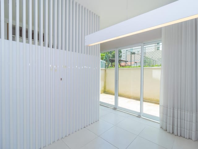 Sala para alugar, no bairro Campo Comprido em Curitiba