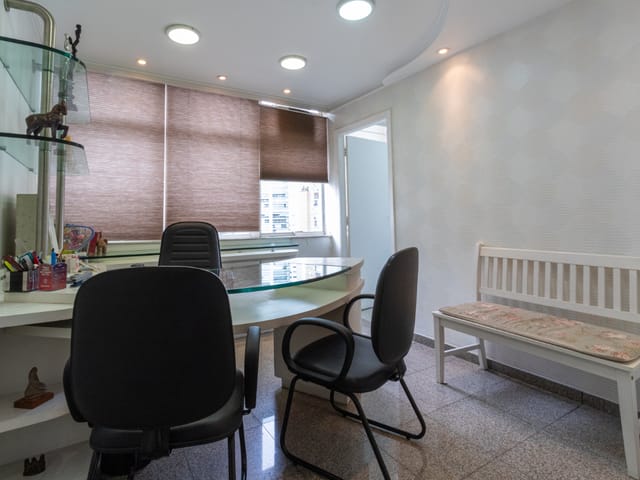 Sala com 210m², à venda, no bairro Vila Nova Conceição em São Paulo