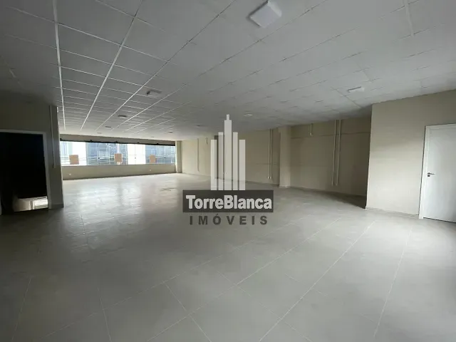 Sala para alugar, no bairro Centro em Ponta Grossa