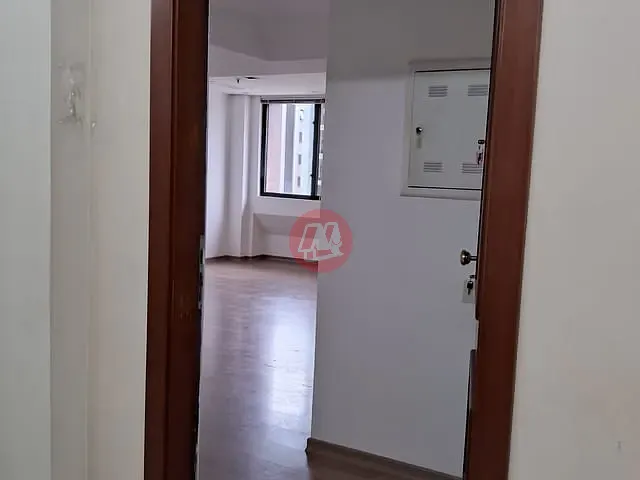 Sala com 40m², para alugar, no bairro Auxiliadora em Porto Alegre