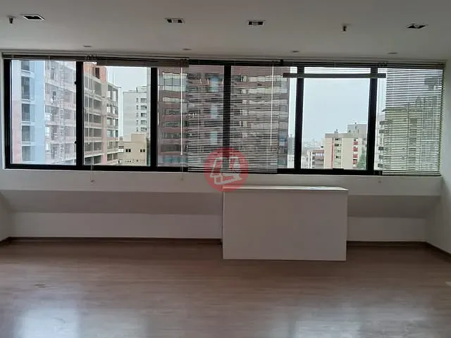 Sala com 40m², para alugar, no bairro Auxiliadora em Porto Alegre