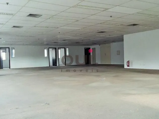 Sala à venda ou para alugar, no bairro Vila Olímpia em São Paulo