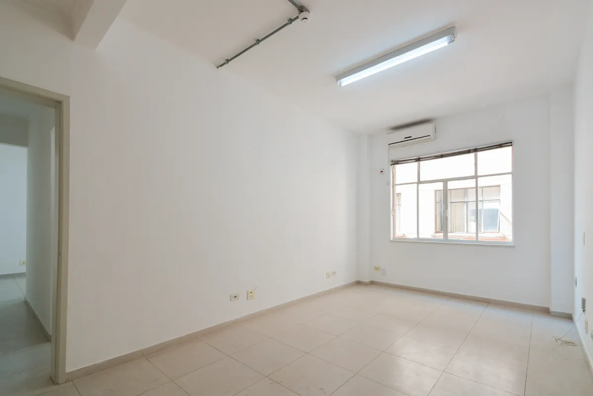 Conjunto comercial para venda em República , 75m²
