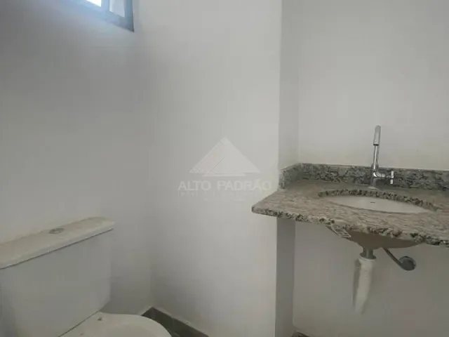 Sala com 36m², para alugar, no bairro Vila Bocaina em Mauá