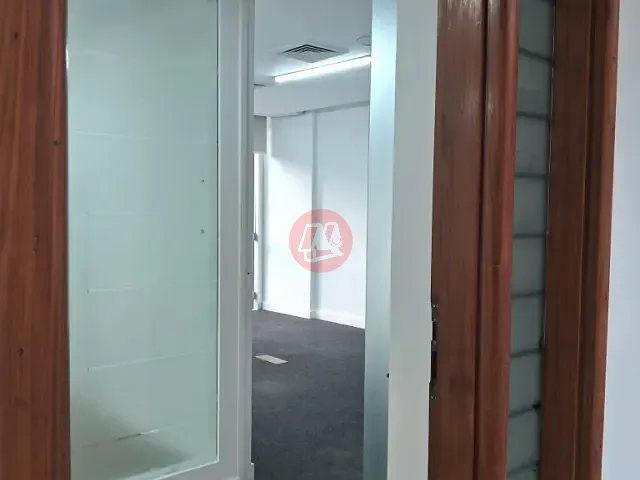 Conjunto comercial com 344m², para alugar, no bairro Bela Vista em Porto Alegre