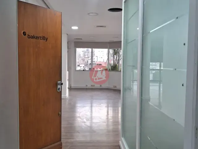 Conjunto comercial com 344m², para alugar, no bairro Bela Vista em Porto Alegre