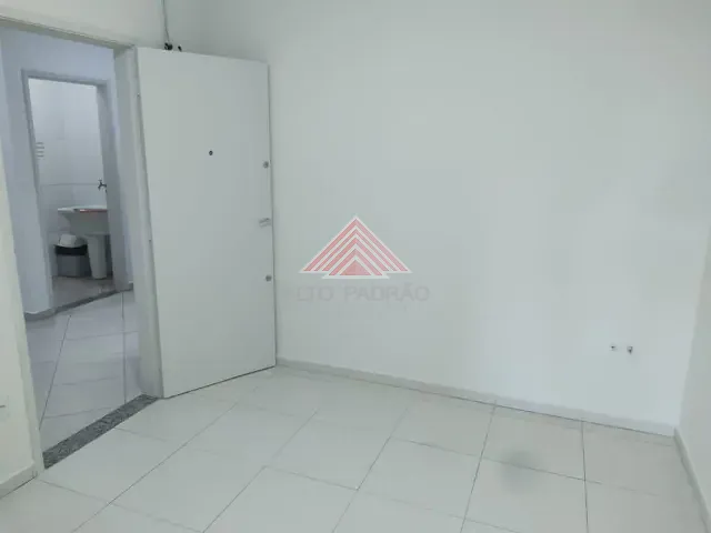 Sala com 30m², para alugar, no bairro Matriz em Mauá