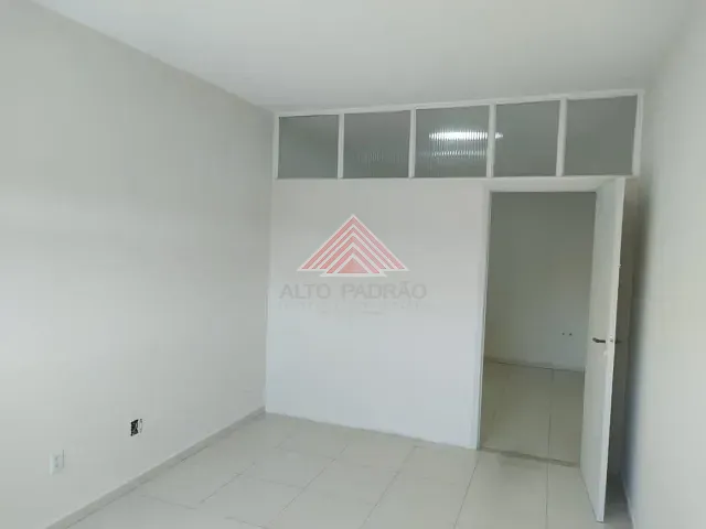 Sala com 30m², para alugar, no bairro Matriz em Mauá