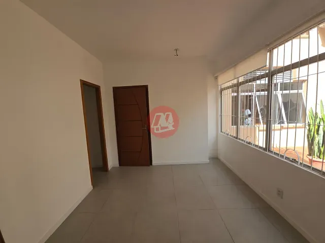 Sala com 56m², à venda ou para alugar, no bairro Rio Branco em Porto Alegre