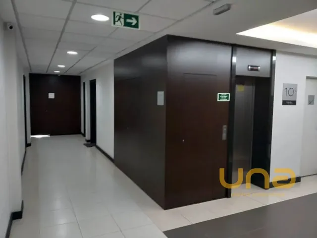 Sala à venda, no bairro CENTRO em Curitiba