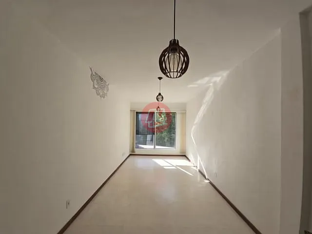 Sala com 53m², para alugar, no bairro Petrópolis em Porto Alegre