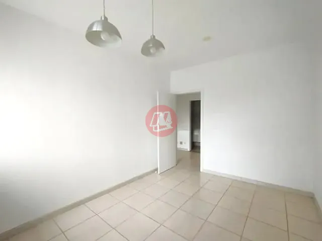 Sala com 68m², à venda ou para alugar, no bairro Petrópolis em Porto Alegre