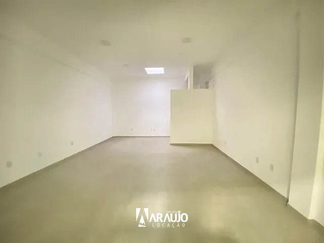 Sala com 57m², para alugar, no bairro Centro em Itajaí