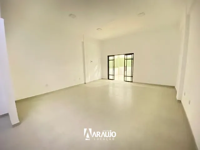 Sala com 57m², para alugar, no bairro Centro em Itajaí